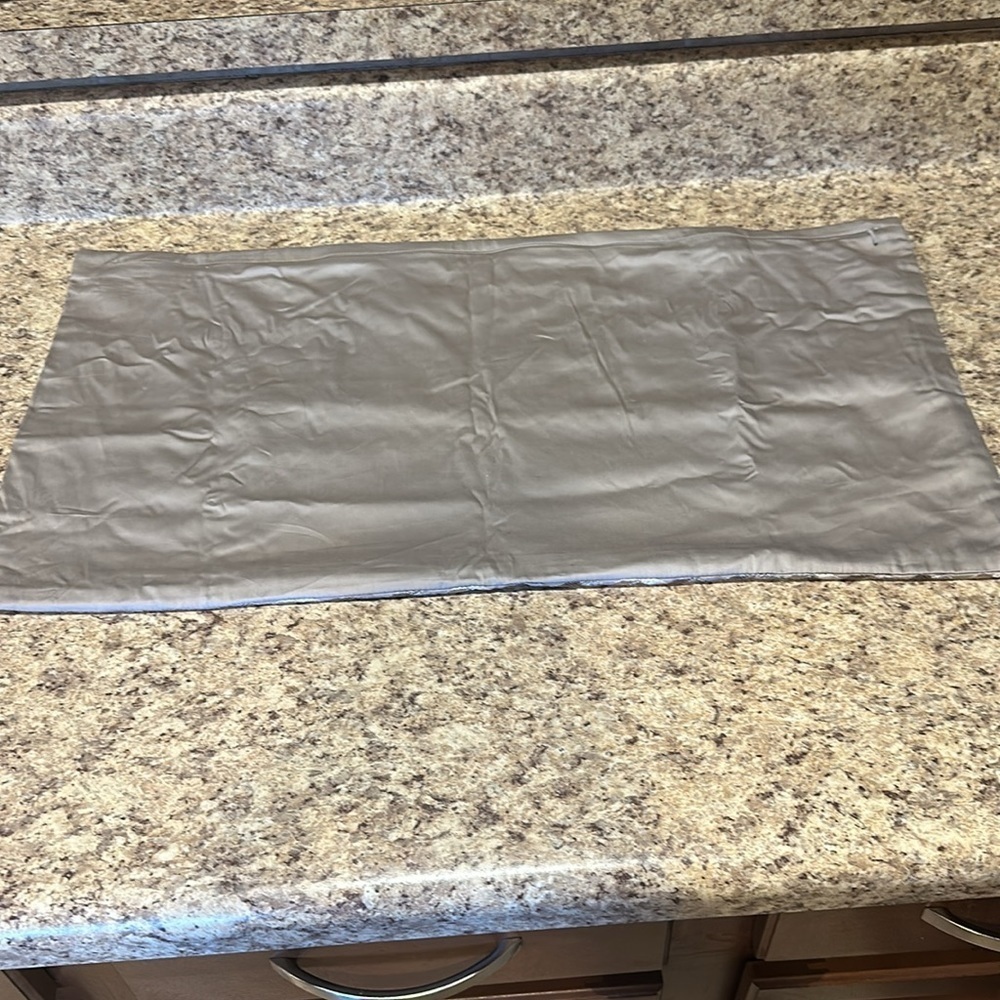 Hotel collection pillow sham 25”x14” - Picture 2 of 3